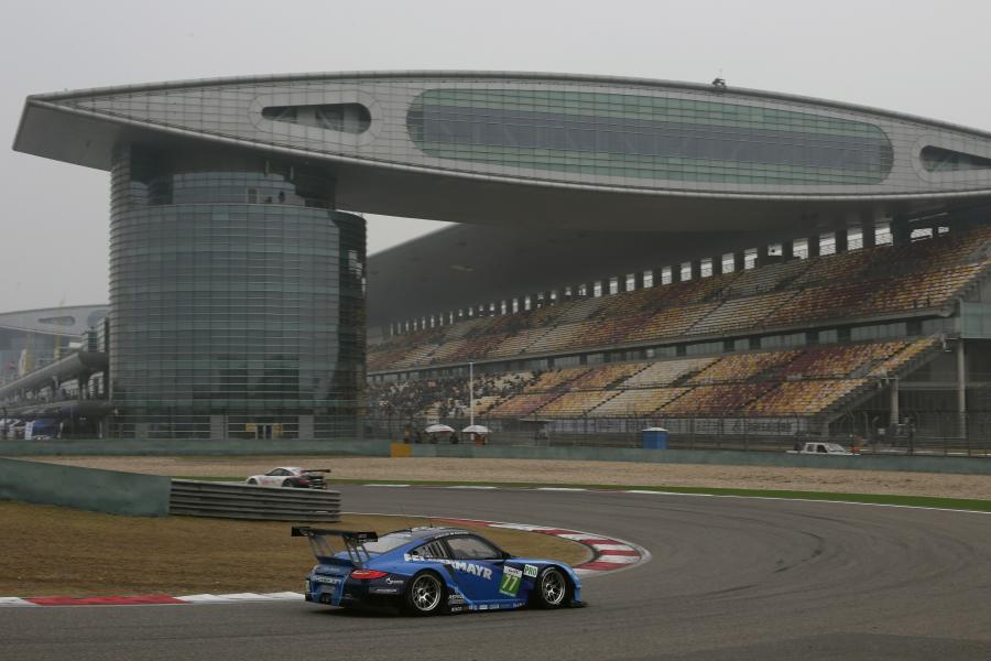  Porsche 911 GT3 RSR 2012 года  (фото 288 из 429)